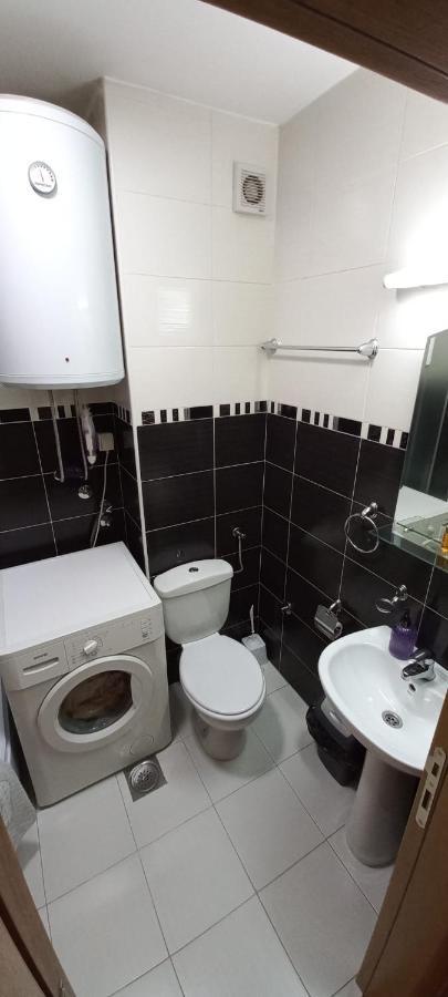 Beautifull Apartment Ni Екстериор снимка