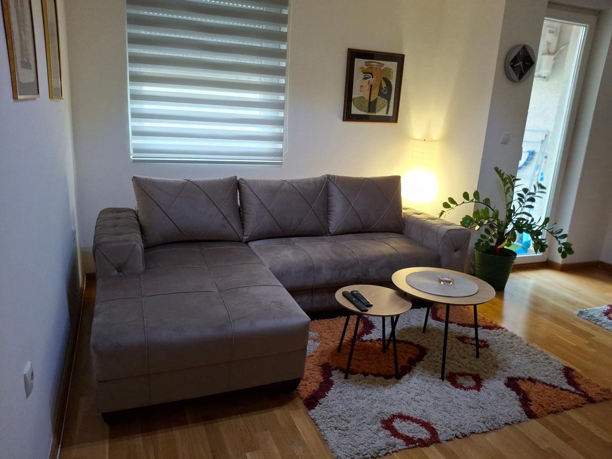 Beautifull Apartment Ni Екстериор снимка